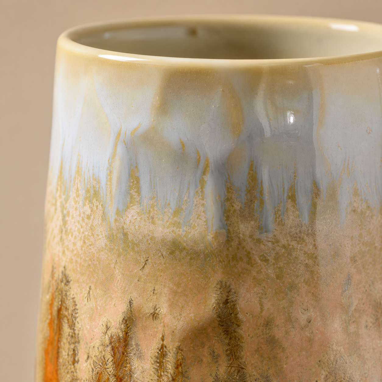 Amber Flow reactive glaze mug, glaze texture close-up